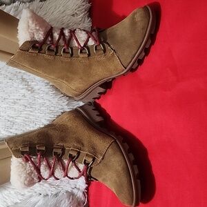 Sorel Women's Phoenix Shearling Waterproof Cold Weather Mid-Heel Boots